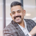 Anand Jahagirdar headshot.