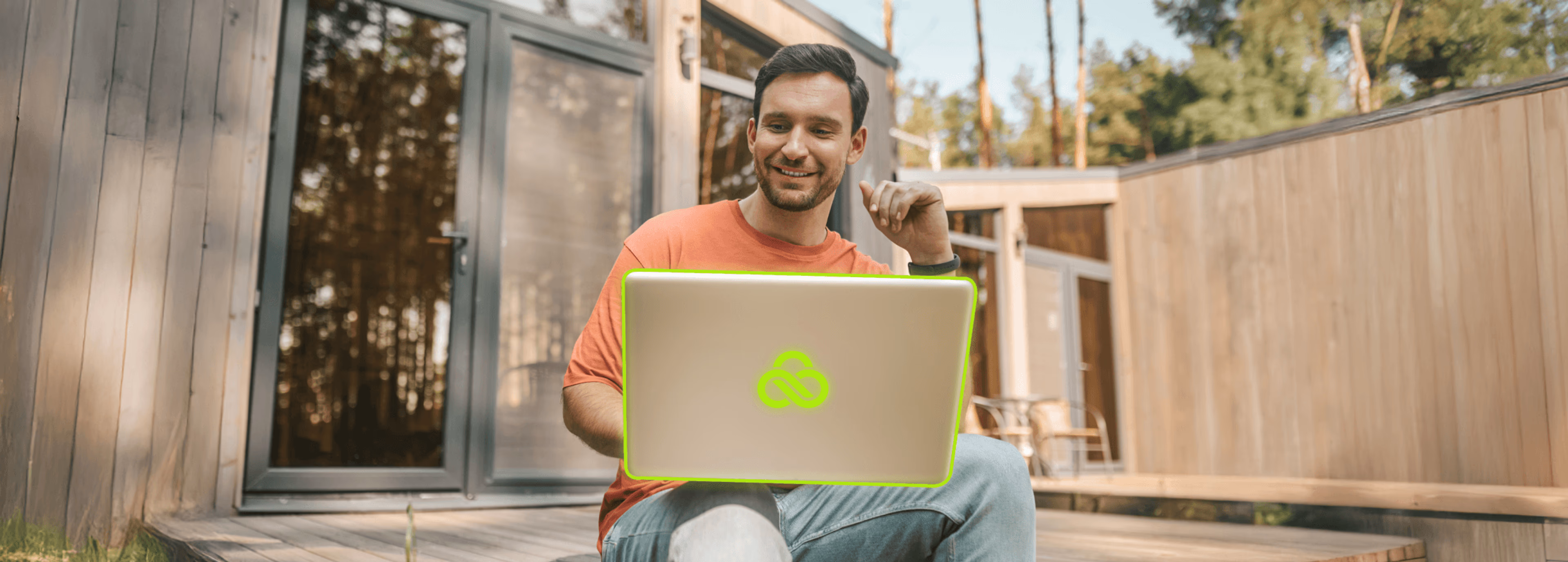 LucidLink customer working on a laptop.
