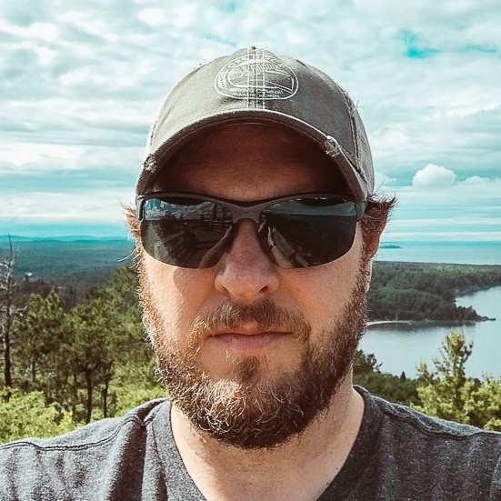 Mike Szumlinkski headshot.