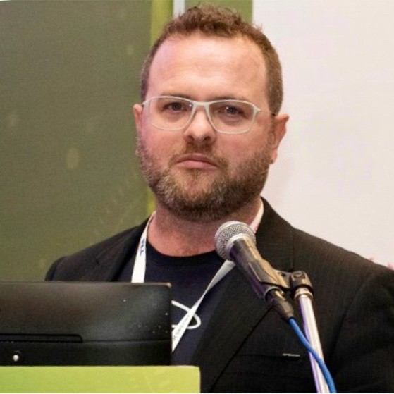 Neil Anderson headshot.